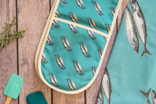Load image into Gallery viewer, Mackerel Double Oven Gloves
