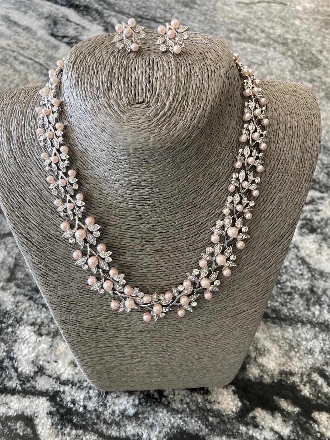 Clare Crystal and Pearl collar with Earrings